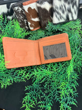 Load image into Gallery viewer, Wallen Wallet Tan - Country Allure 001