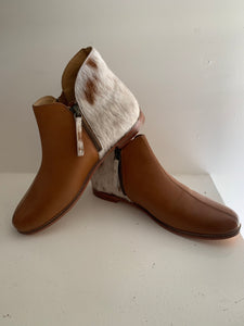 Design Edge Leather & Hide Boots - Tan