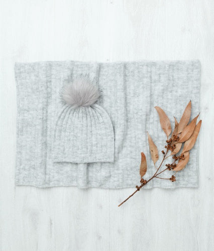 Light Grey Scarf and Beanie Set