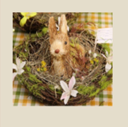 8CM - BUNNY IN A BASKET